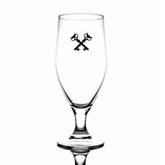 13oz rastal aviero goblet glass that we use for IPAs and sours. Black crosskeys printed.