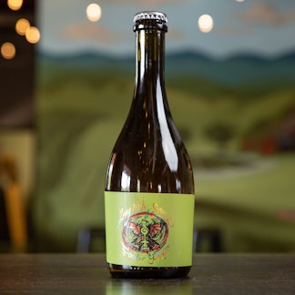 Long Funky Streaks V4 bottle