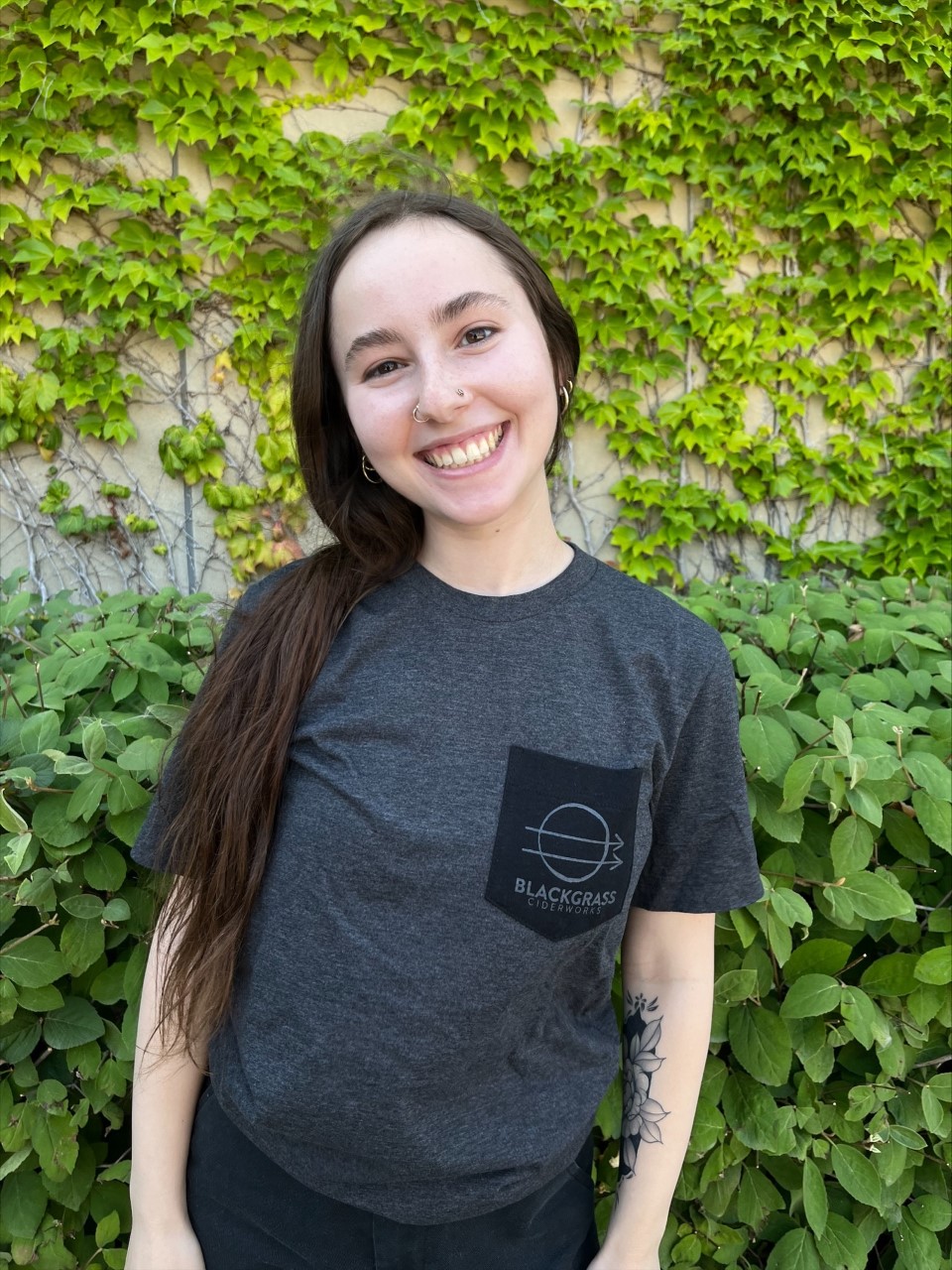 Blackgrass Pocket Tee - Heather Grey / Black