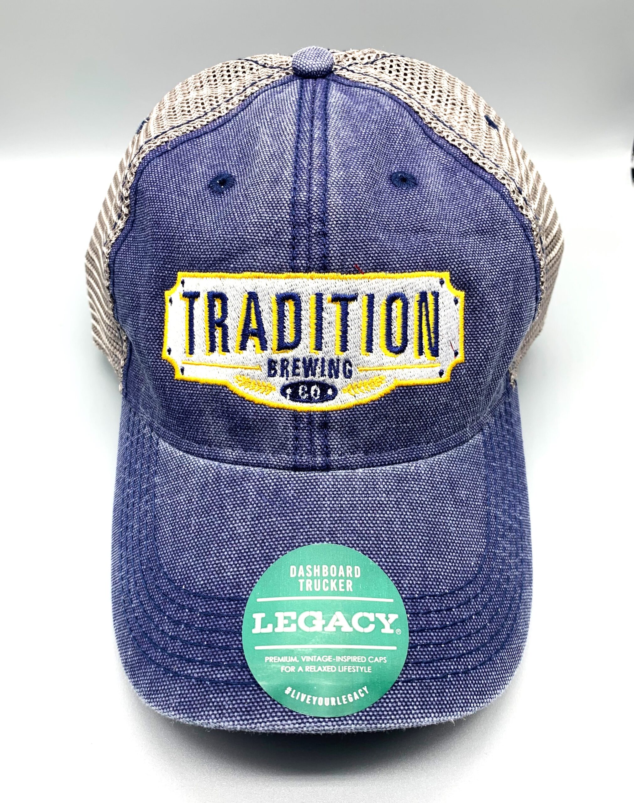 Relaxed fit trucker hat