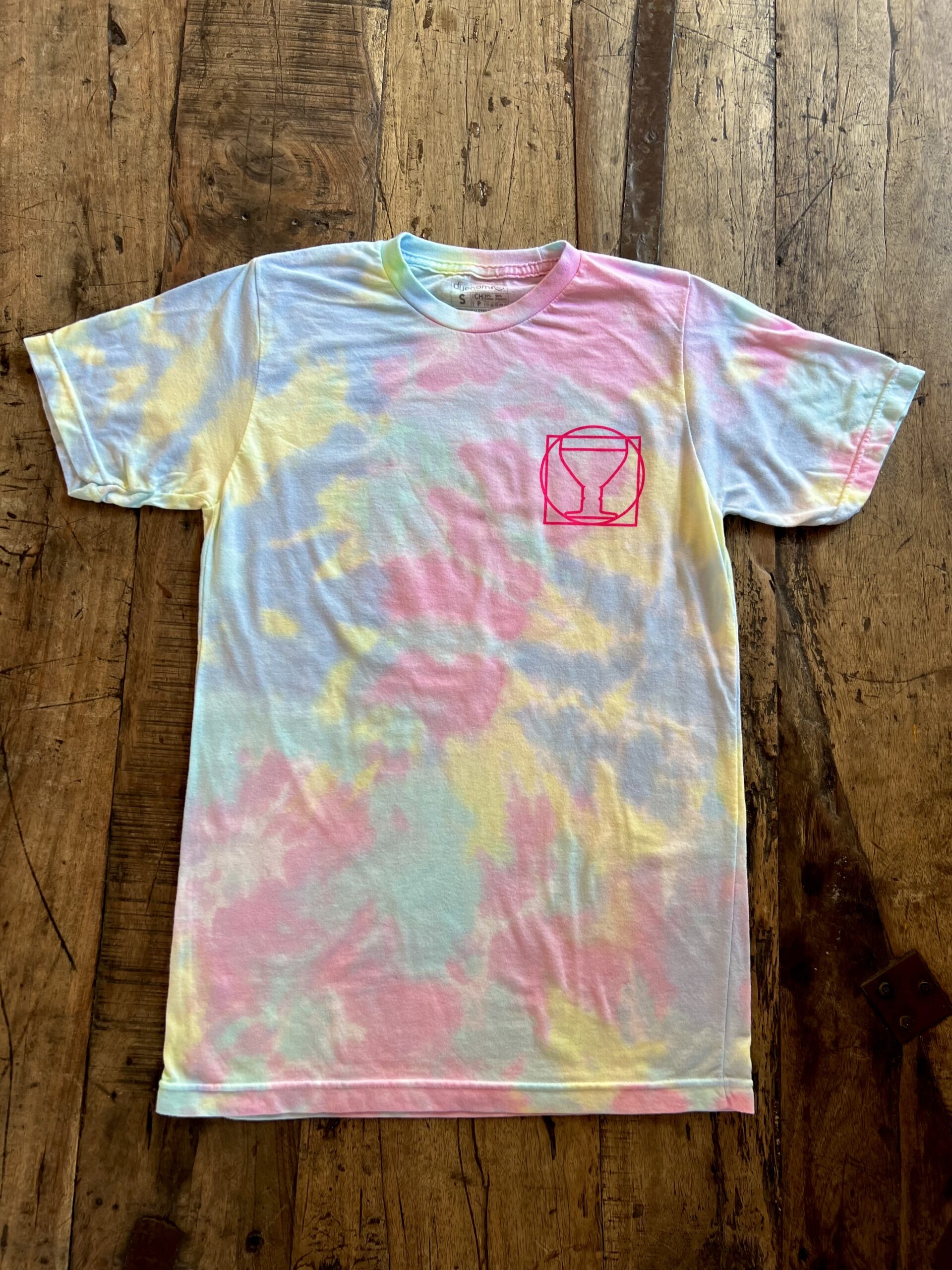 Yellow and pink tie best sale dye shirt