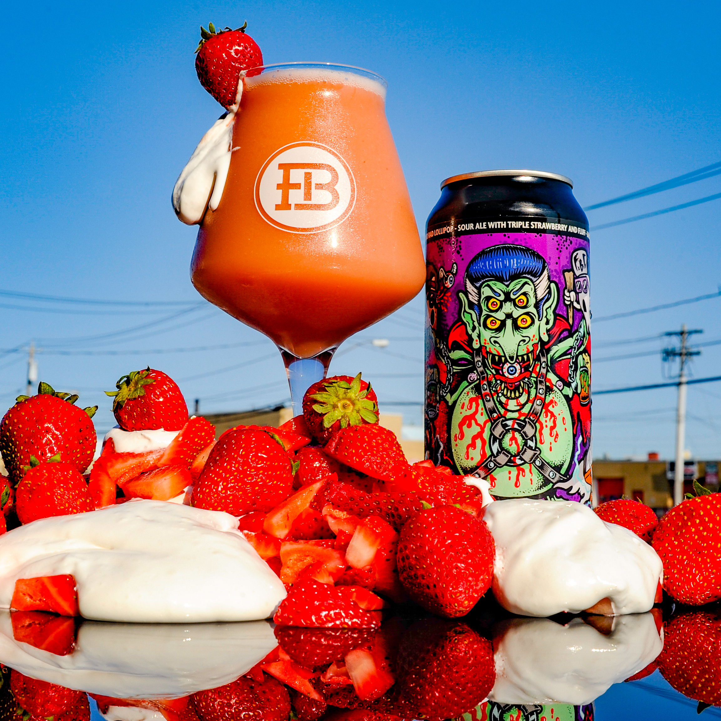 LIQUID RAD LOLLIPOP- TRIPLE STRABWERRY & FLUFF