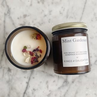 Mint Gardener candle with flower petals