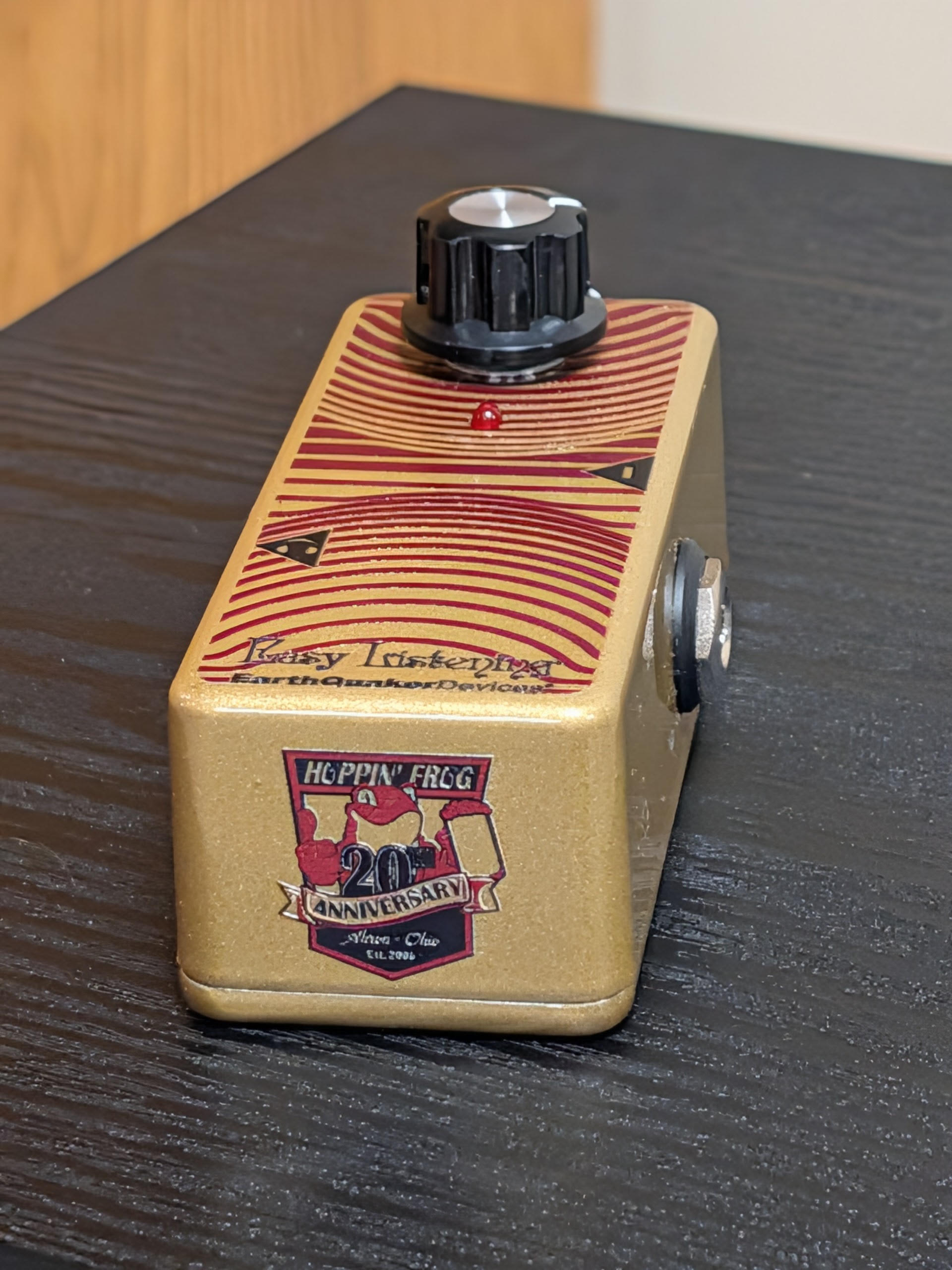 Earthquaker Devices Easy Listening Analog Amp Simulator
