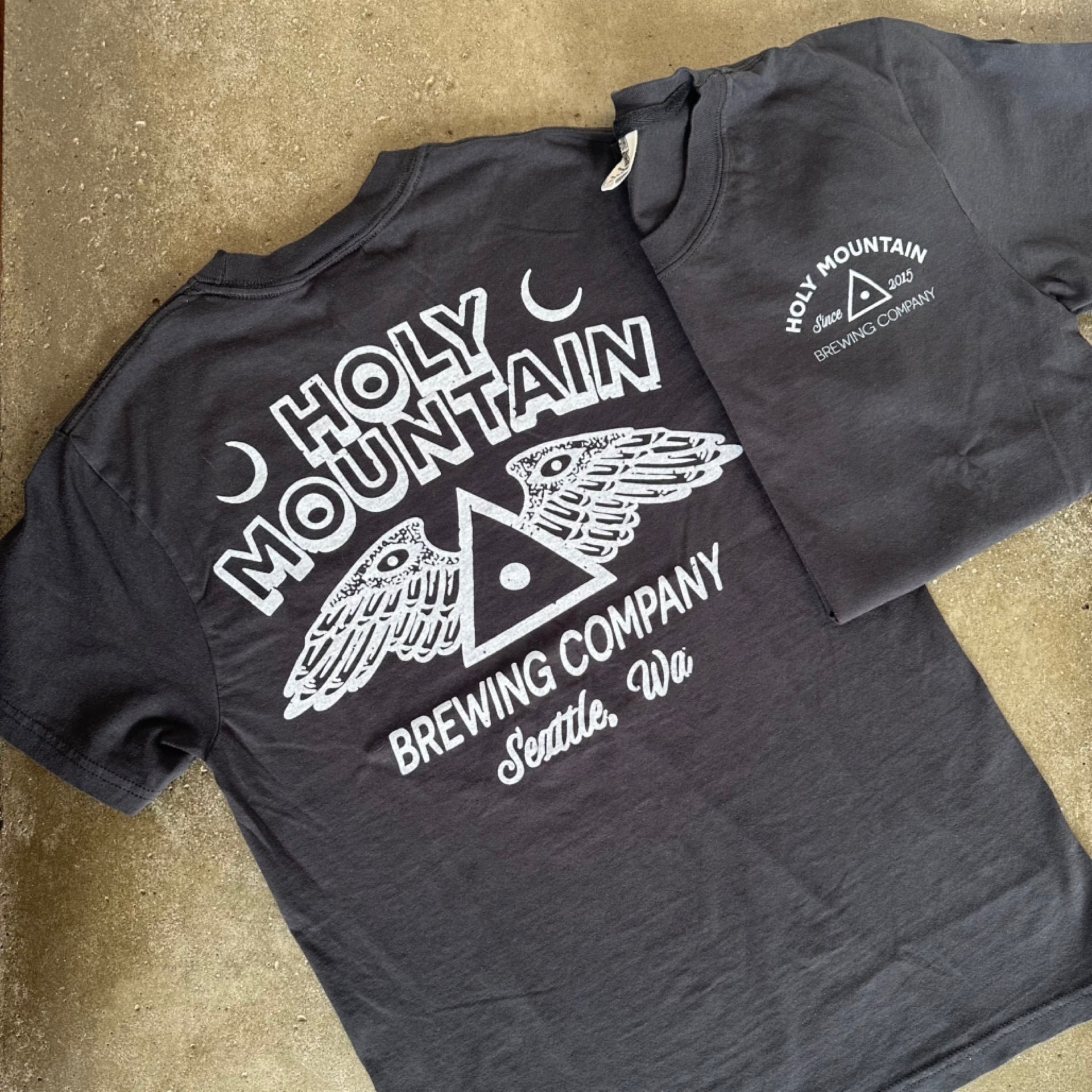 Wings Tee