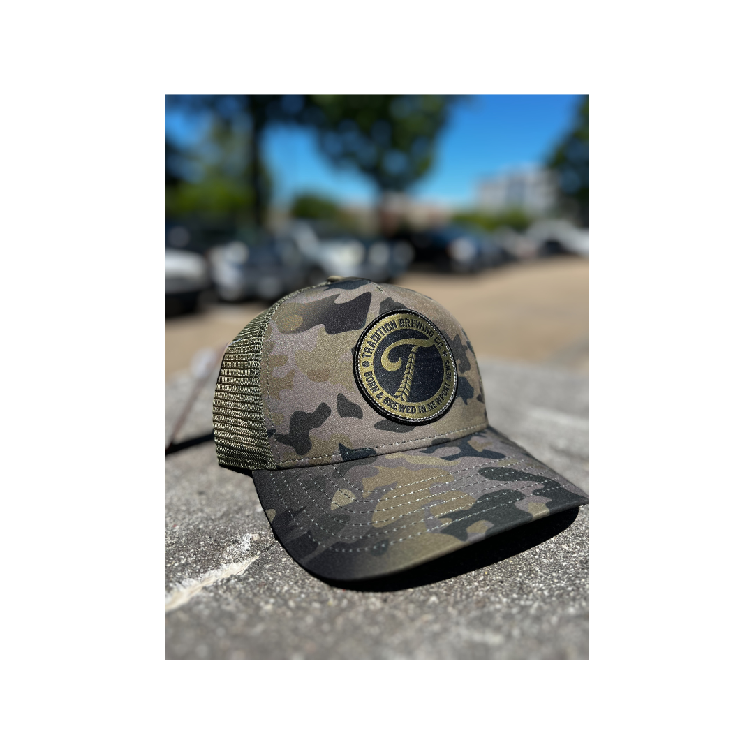 Mesh Curved Brim Hat - Camo