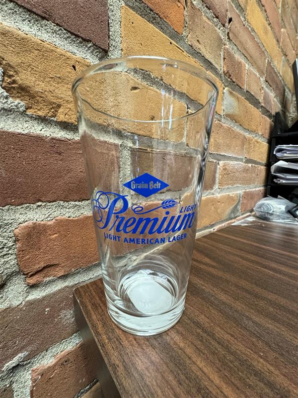 NEIGHBORHOOD PINT GLASS ２個セット Amazon.com | Pacifico Clara Down The Shore New Jersey Pint