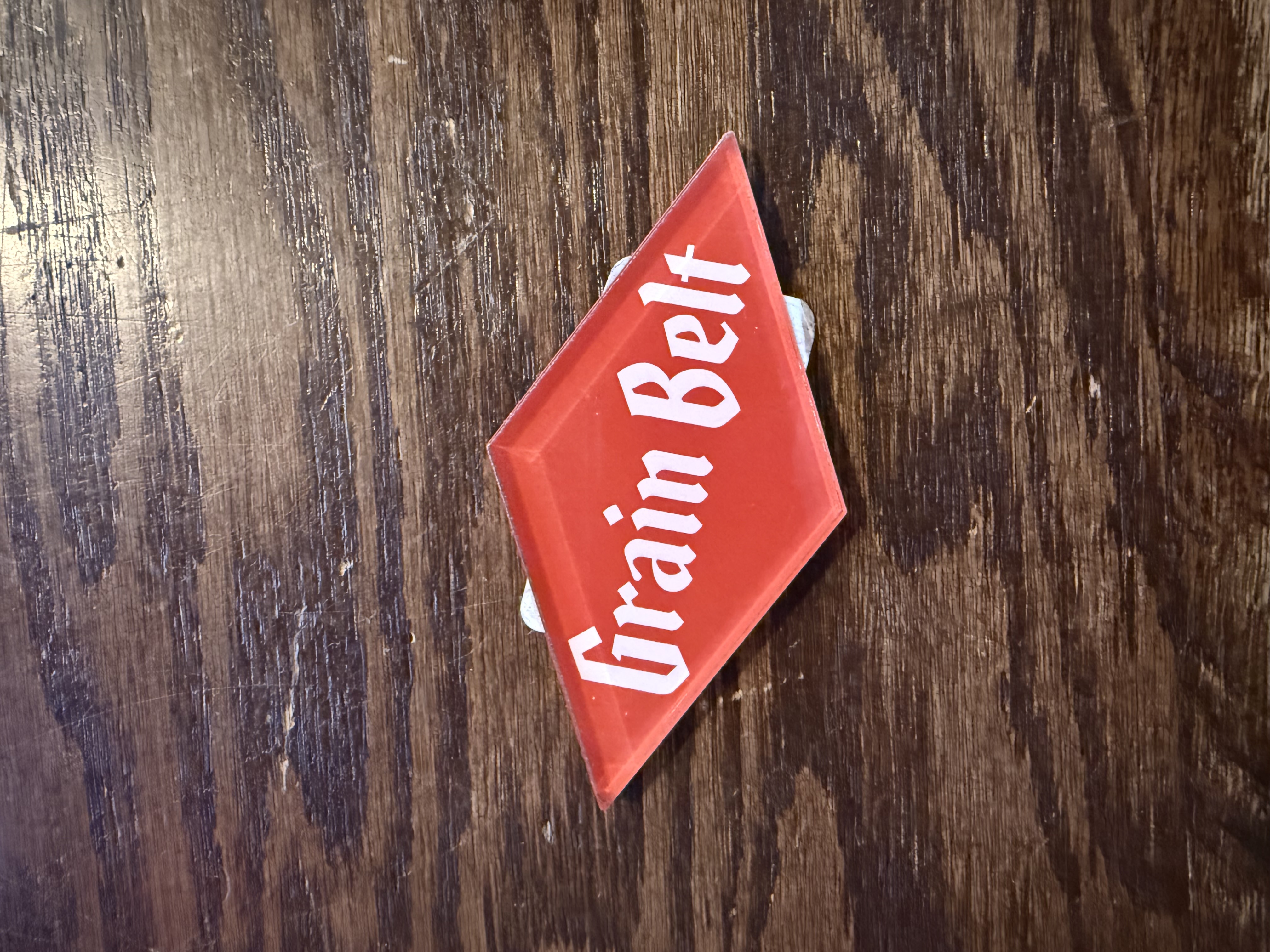Grain Belt Diamond Magnet