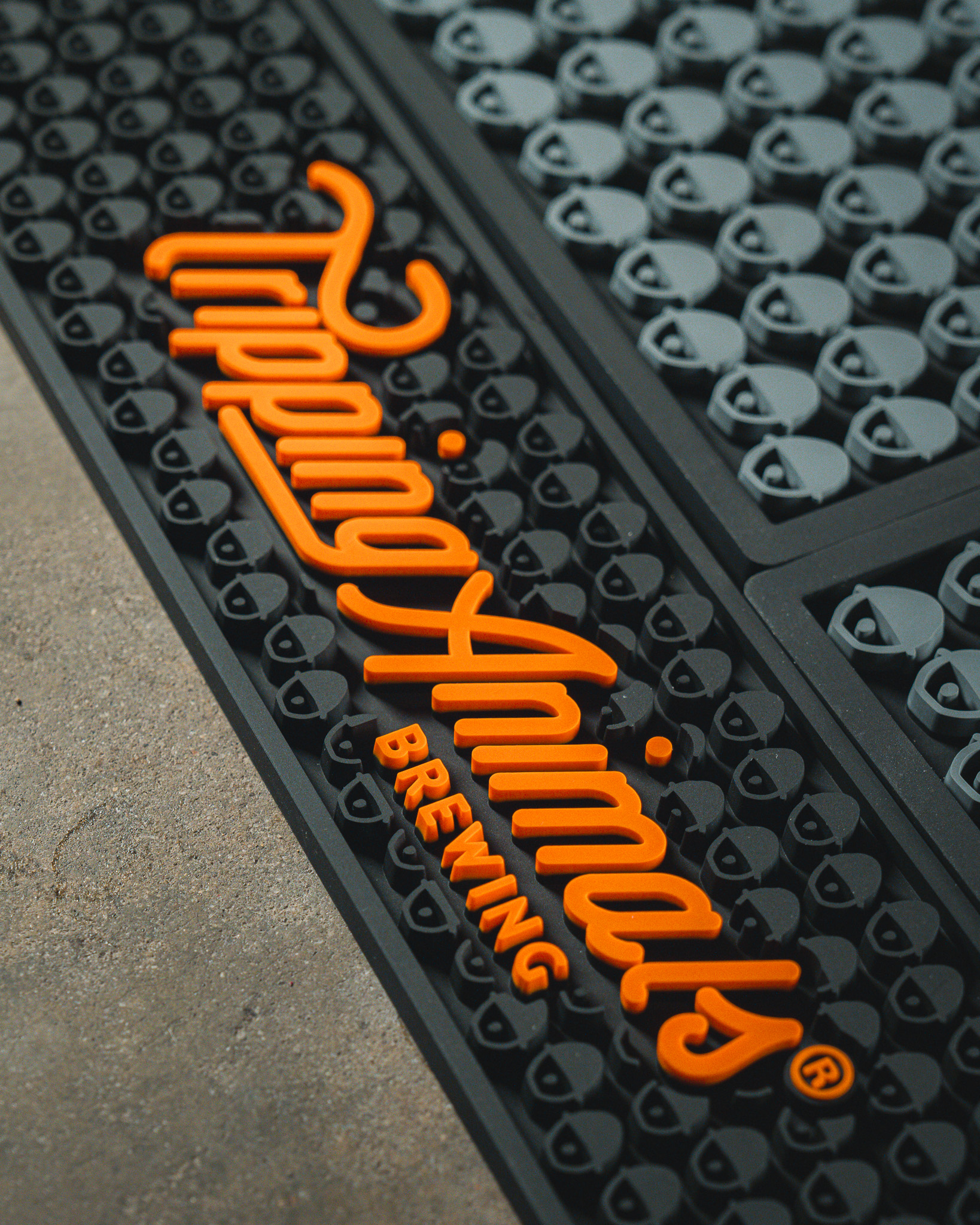 Tripping Rail Bar Mat