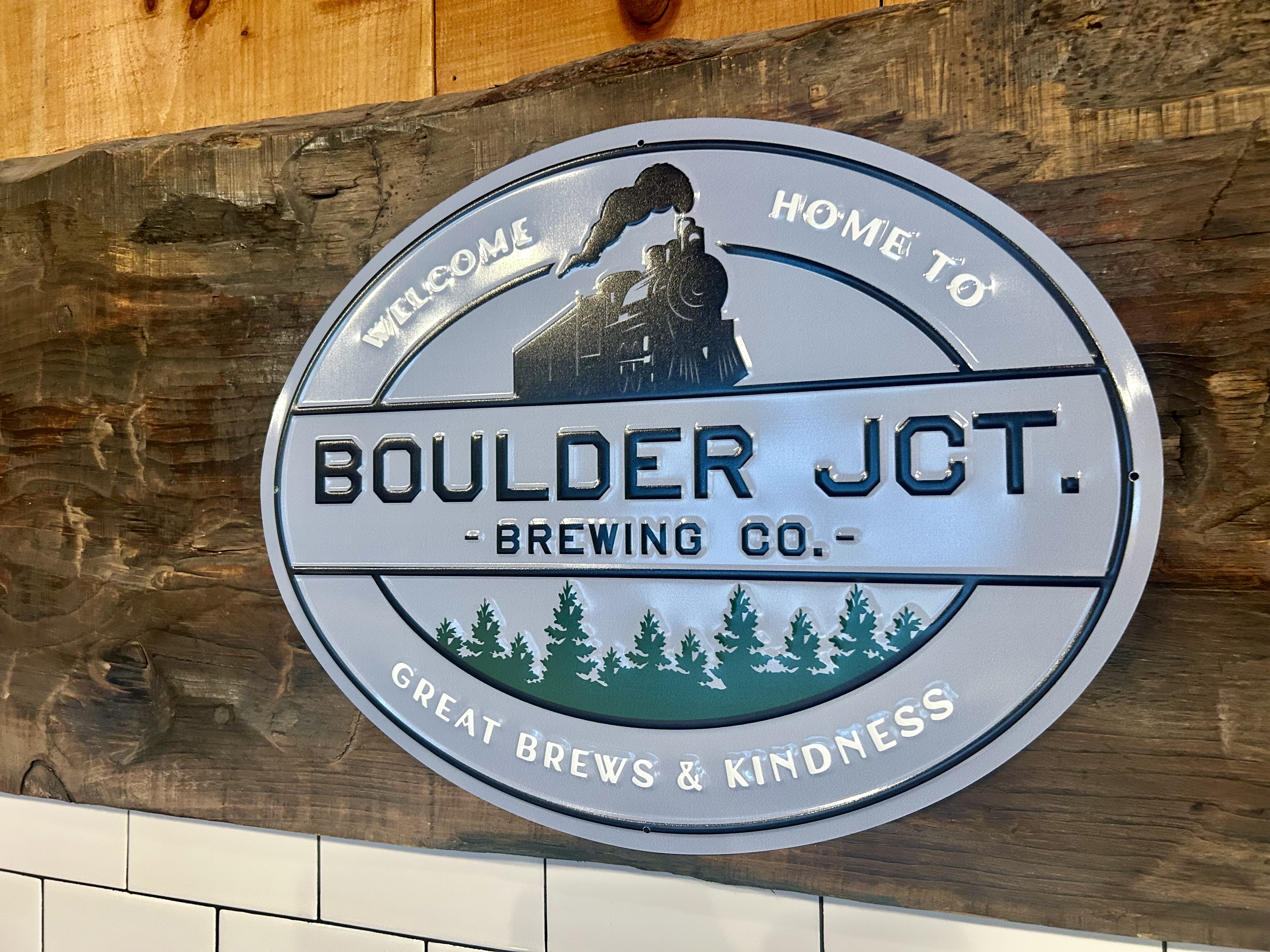 Logo Oval Tin Tacker