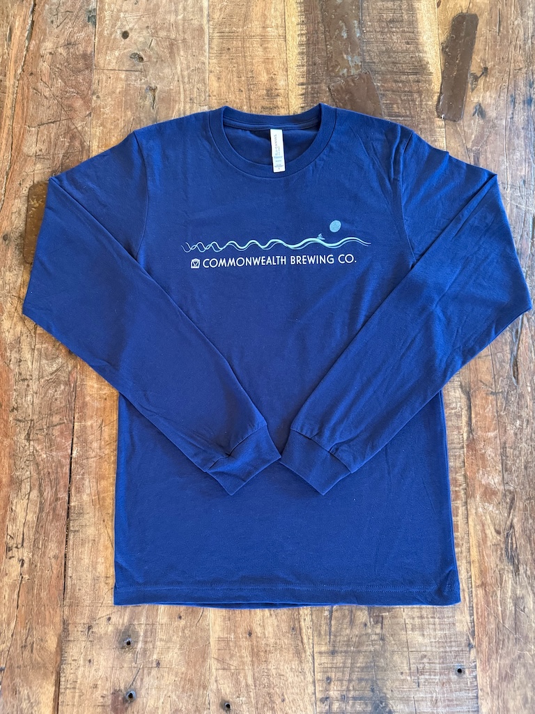 Minimalist Wave Long Sleeve