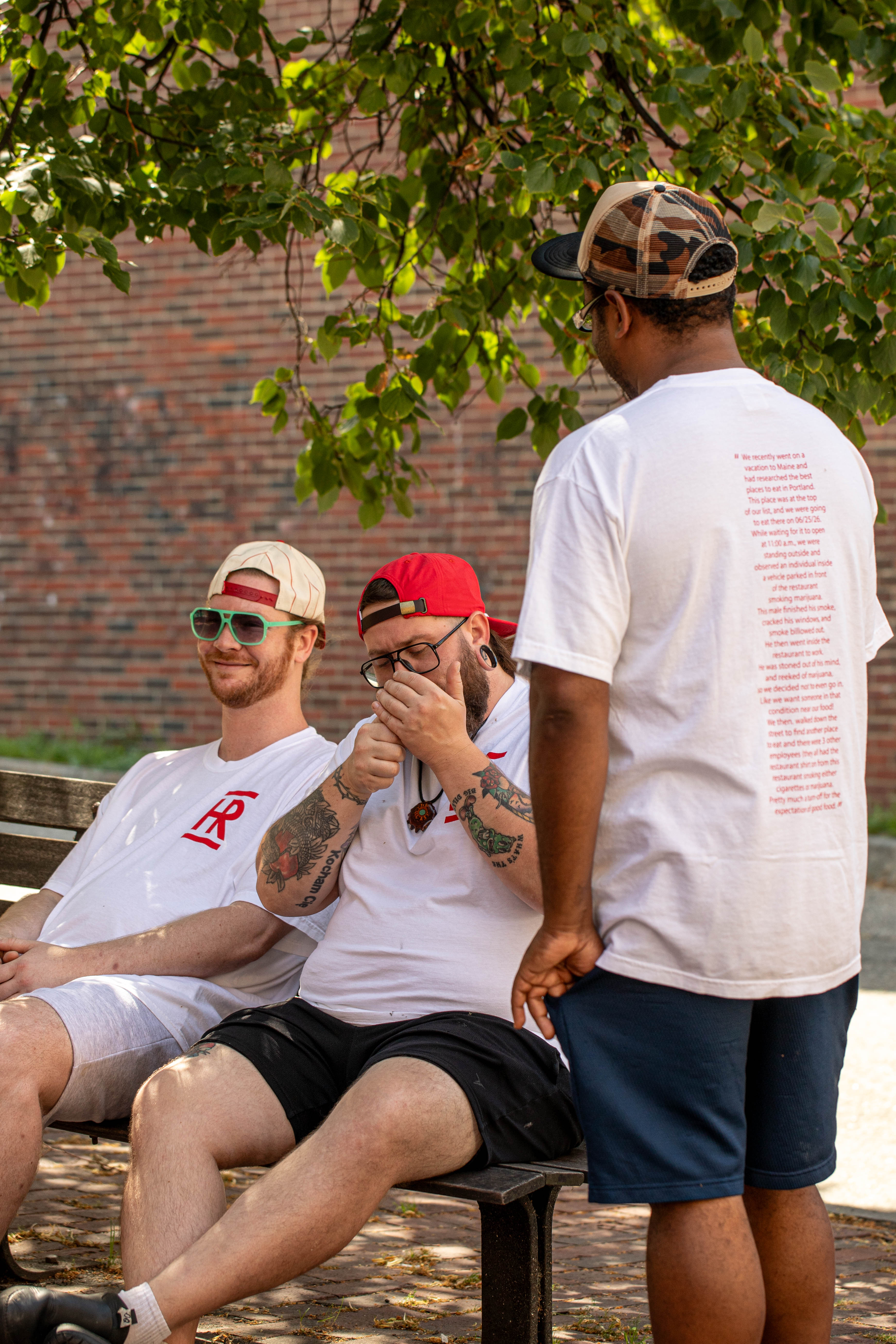 Review Tee