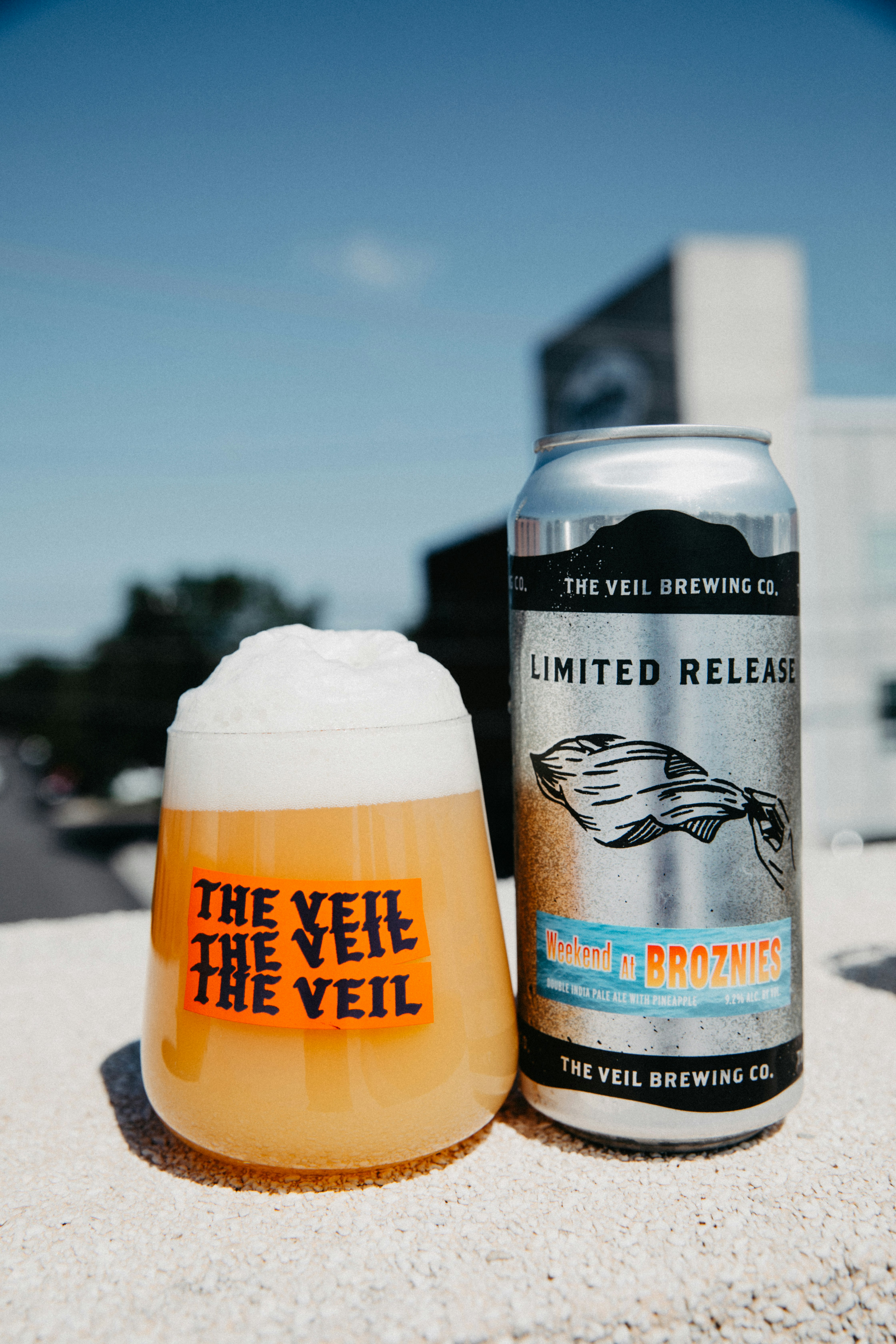 Weekend At Broznies – 4pk 16oz cans