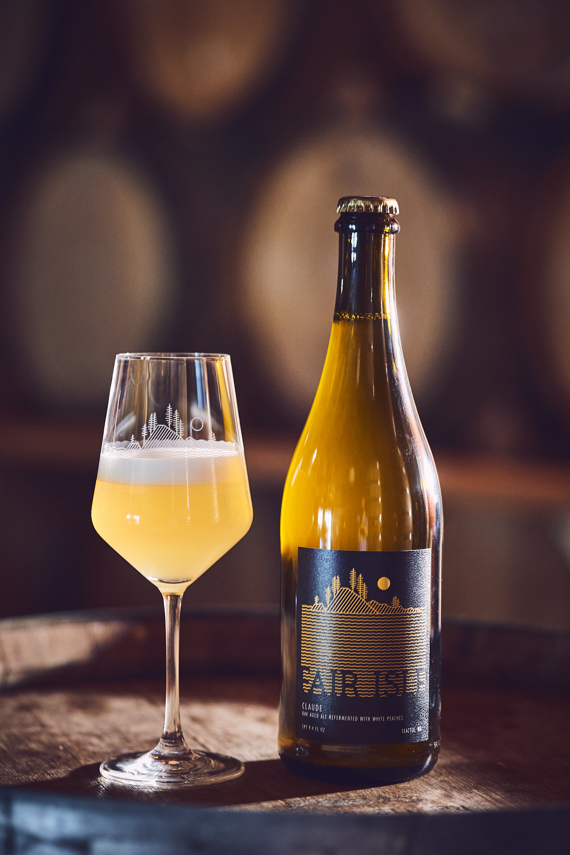 Claude - an oak-aged ale refermented on white peaches